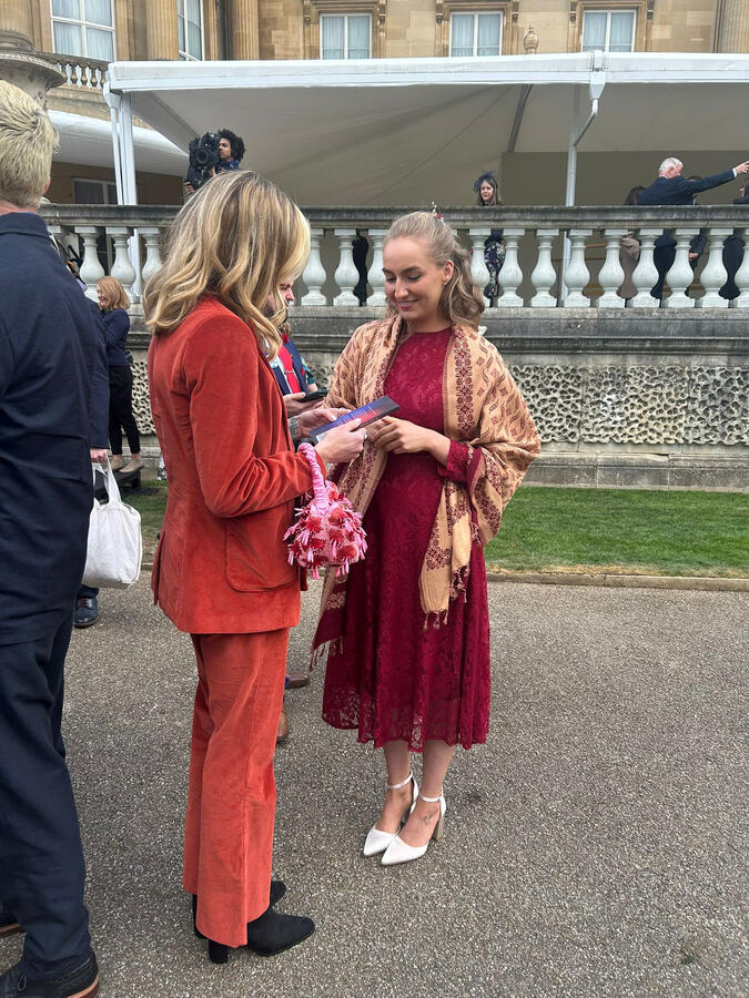 Ashleigh with Fearne Cotton at Buckingham Palace garden party